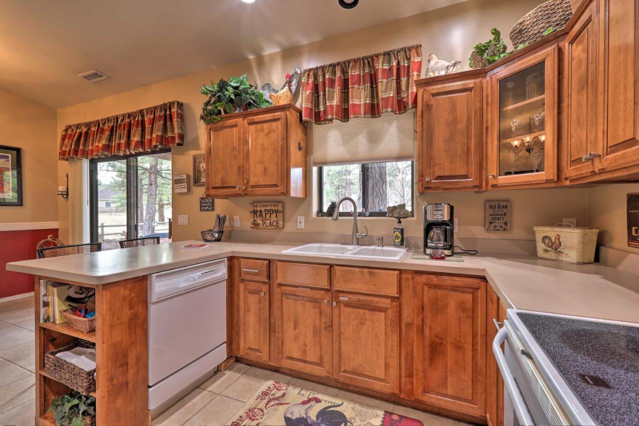 Arizona Home With Patio, Fire Pit And Gas Grill Williams Esterno foto
